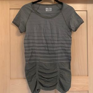 Athleta olive work out tee